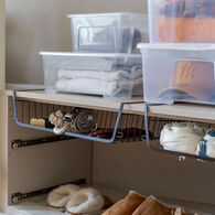 Prateleira preta met&aacute;lica suspensa para arruma&ccedil;&atilde;o