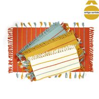 Tapete TUNES com pompons em algod&atilde;o 70x120cm