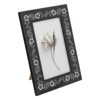 Moldura preta e branca com decoração flores 10x15cm,  Moldura preta e branca com decoração flores 10x15cm