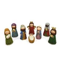 Conjunto de 8 figuras em resina para presépio,  Conjunto de 8 figuras em resina para presépio
