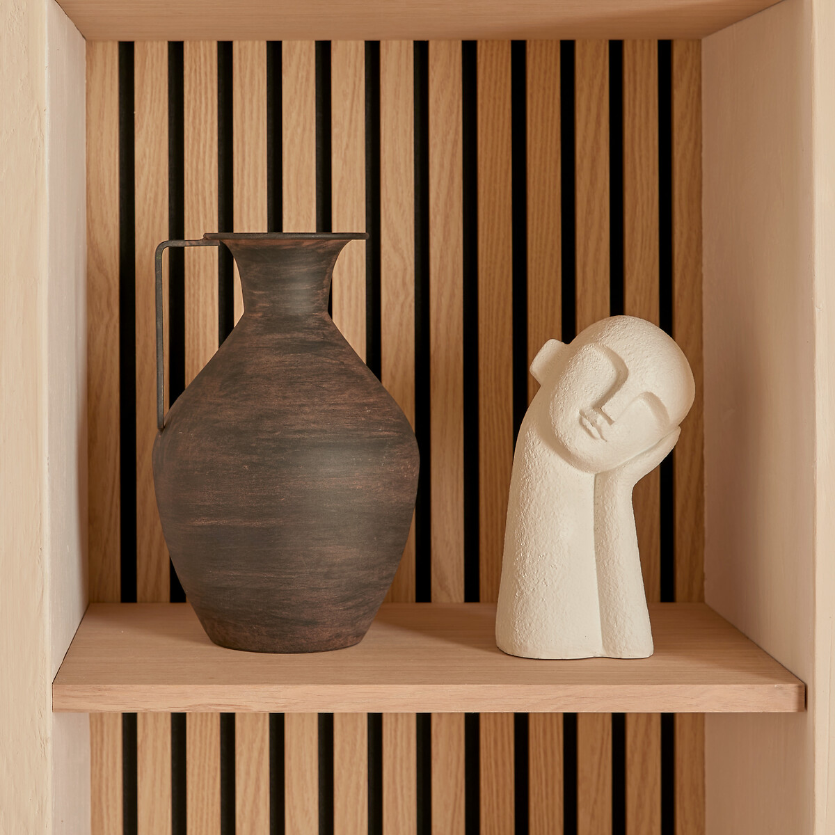 Est&aacute;tua em forma de rosto WONJ branco