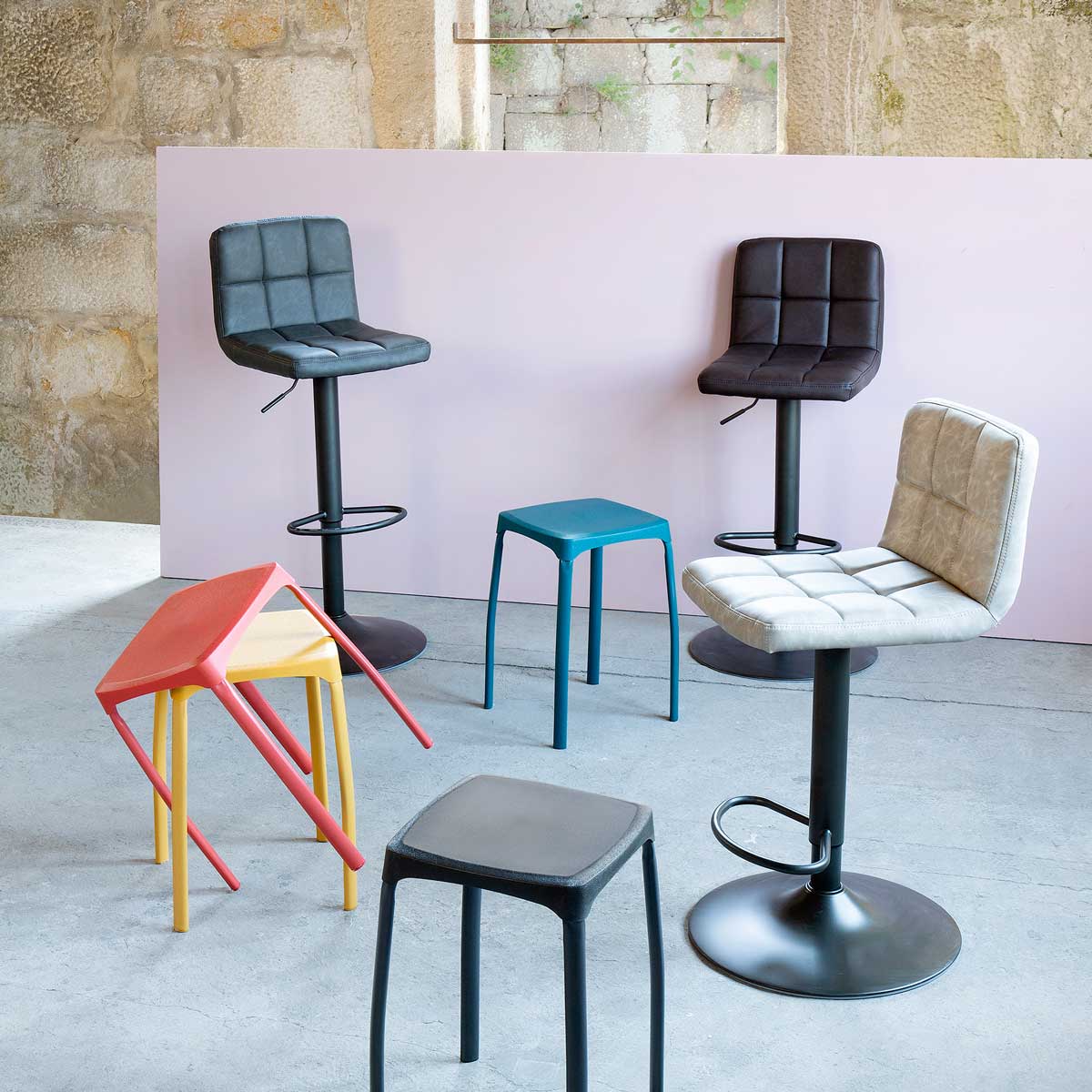 Banco de bar castanho DELEK