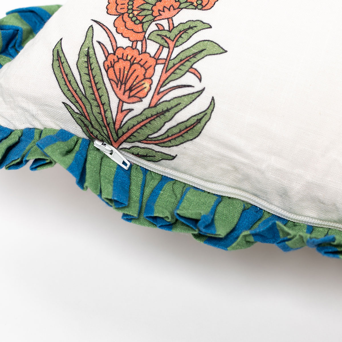 Almofada WILD ROMANCE floral 30x70cm