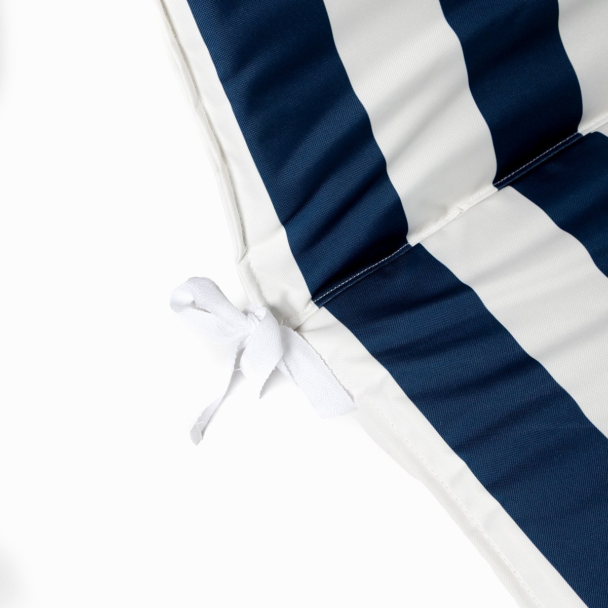 Coxim para espregui&ccedil;adeira riscas branco e azul