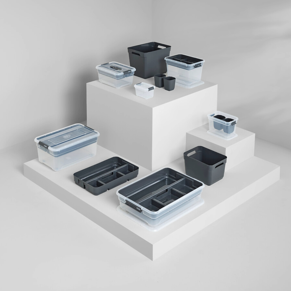 Caixa de arruma&ccedil;&atilde;o SOLUTIONS transparente 18l