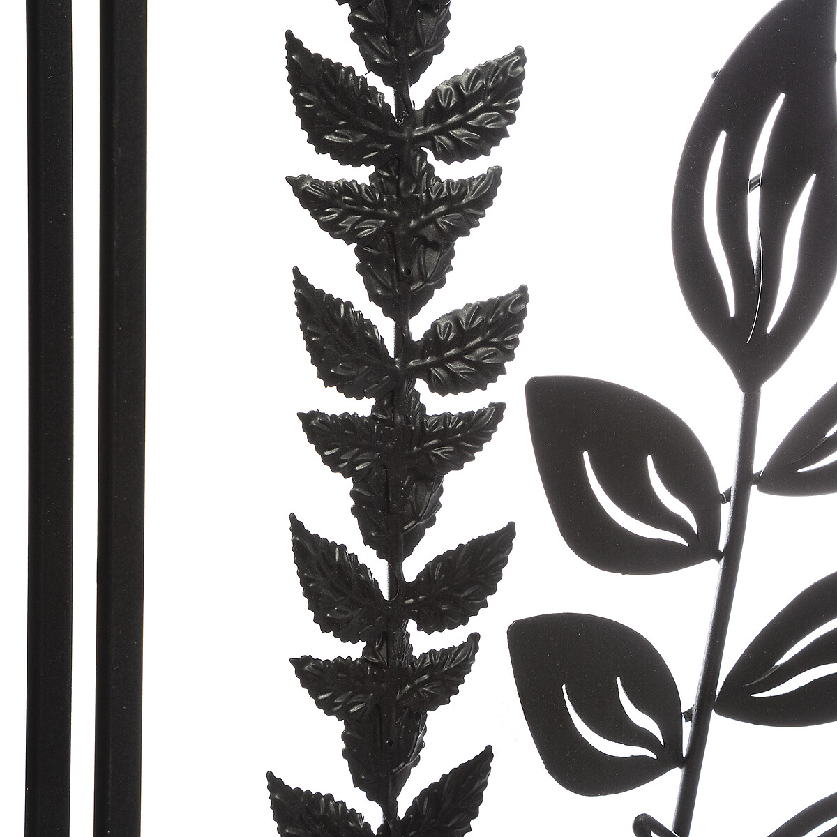 Decora&ccedil;&atilde;o mural ELLA preta em metal 40,5x40,5cm