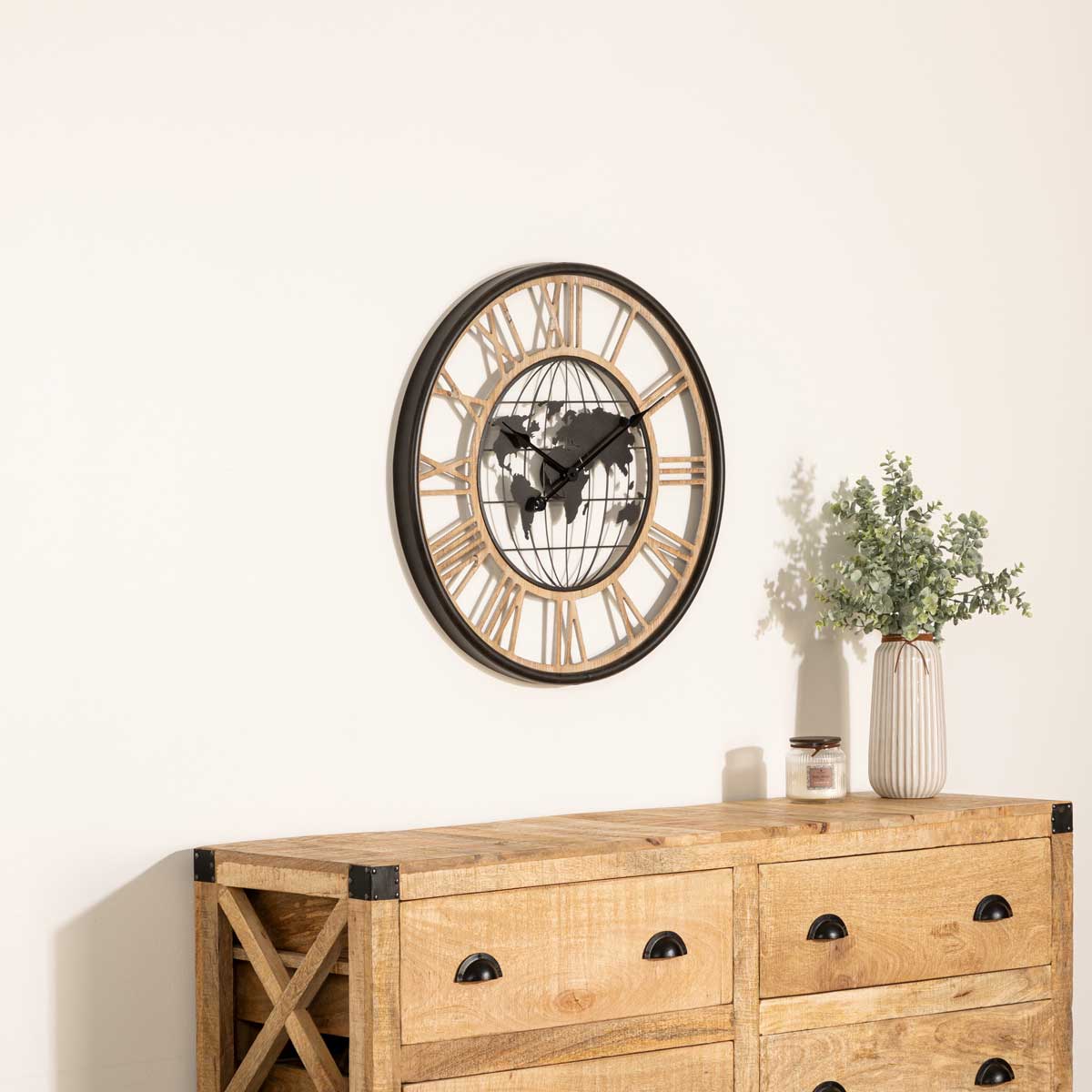 Rel&oacute;gio de parede metal mundo 67,5cm