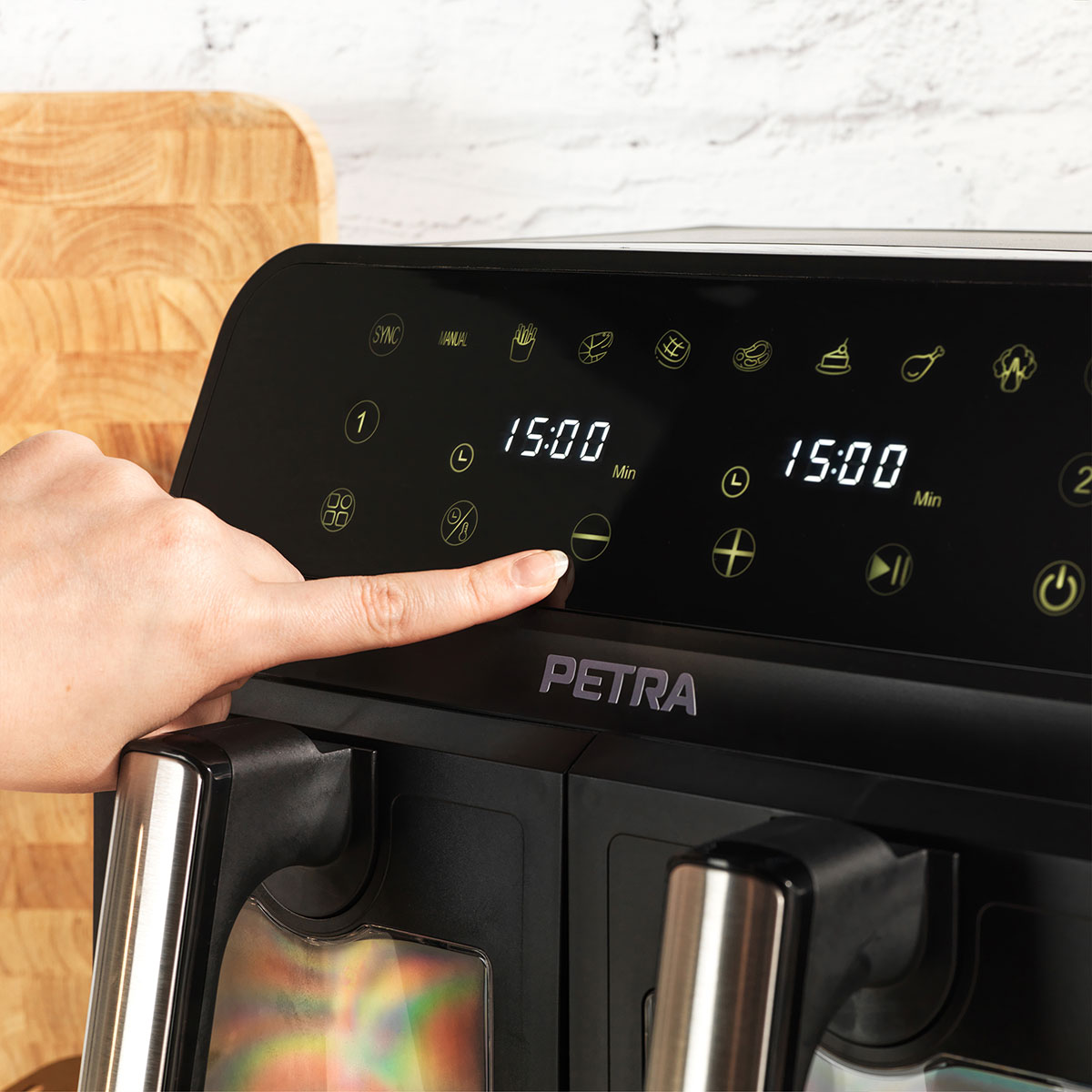 Fritadeira air fryer Petra preta com janela de vidro 7,6l
