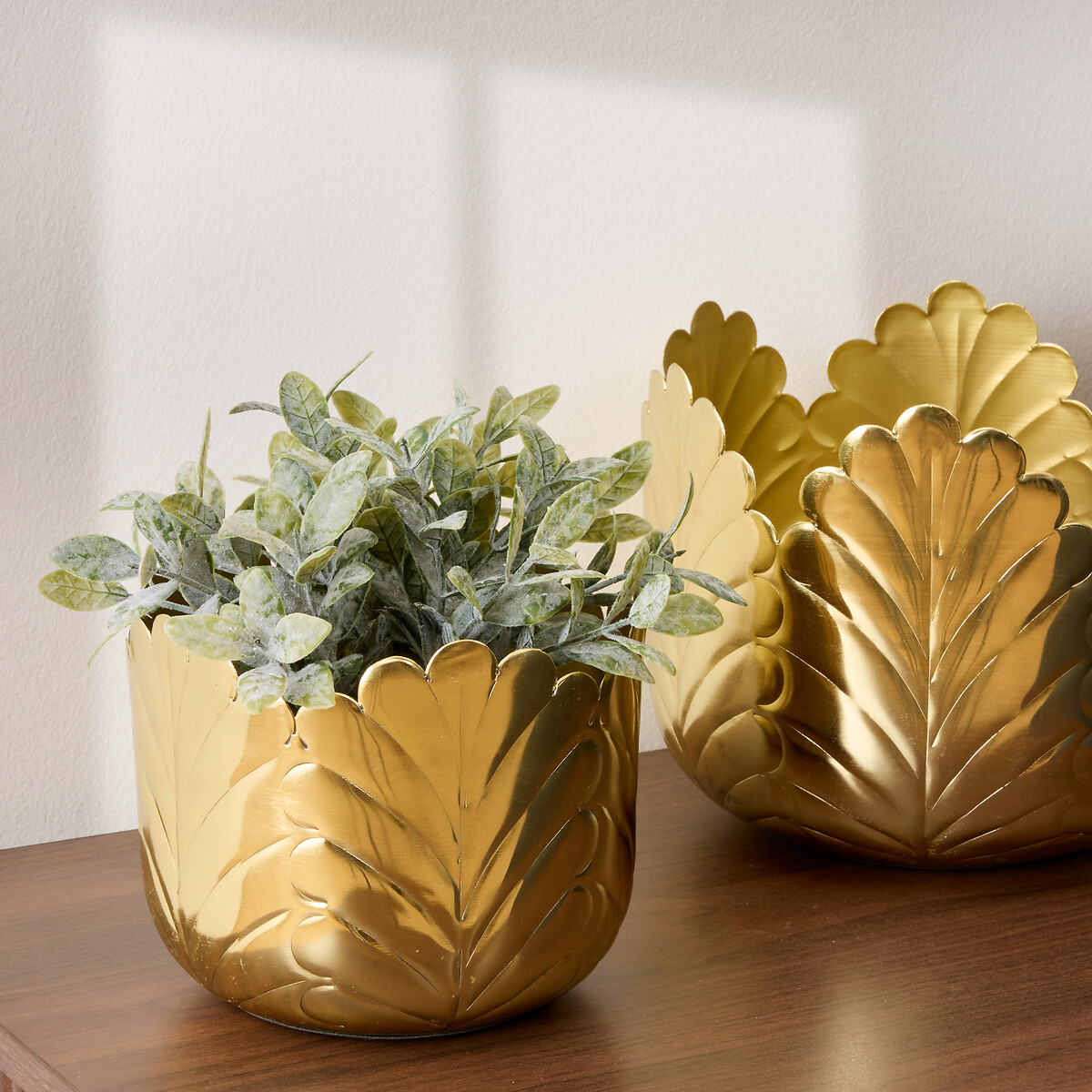 Vaso tamanho 1/2 BELLI dourada 14cm