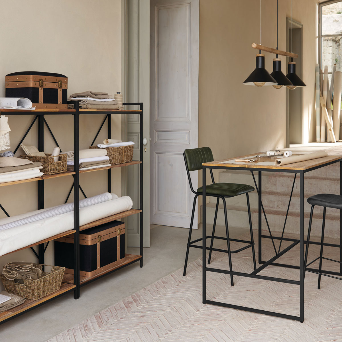 Estante EDENA em madeira acácia com 4 prateleiras