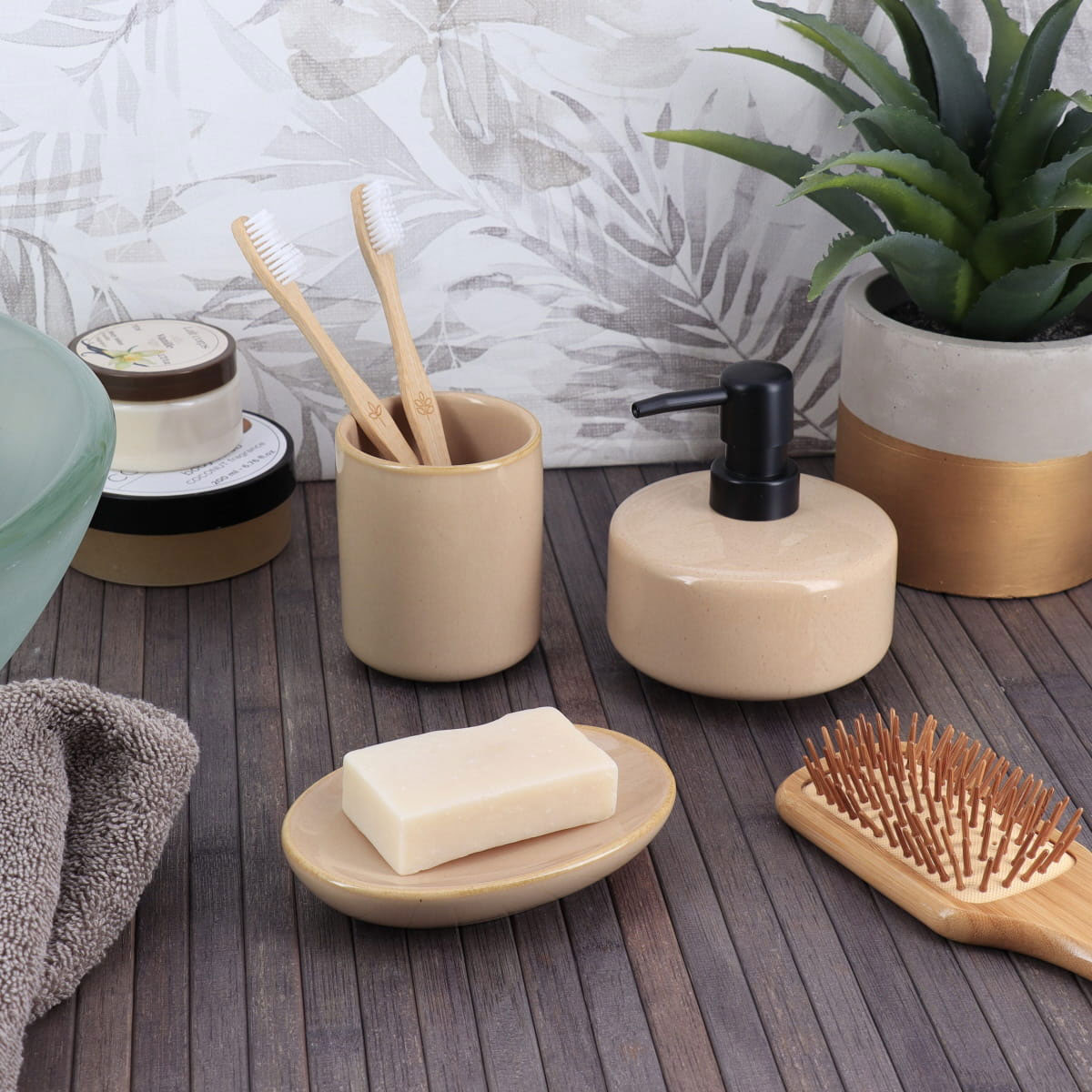 Doseador de sabonete l&iacute;quido em cer&acirc;mica bege 400ml