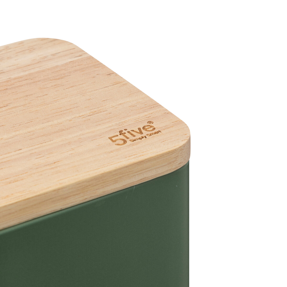 Lata verde em metal para cereais