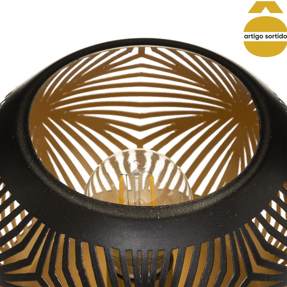 Candeeiro de mesa redondo em metal preto