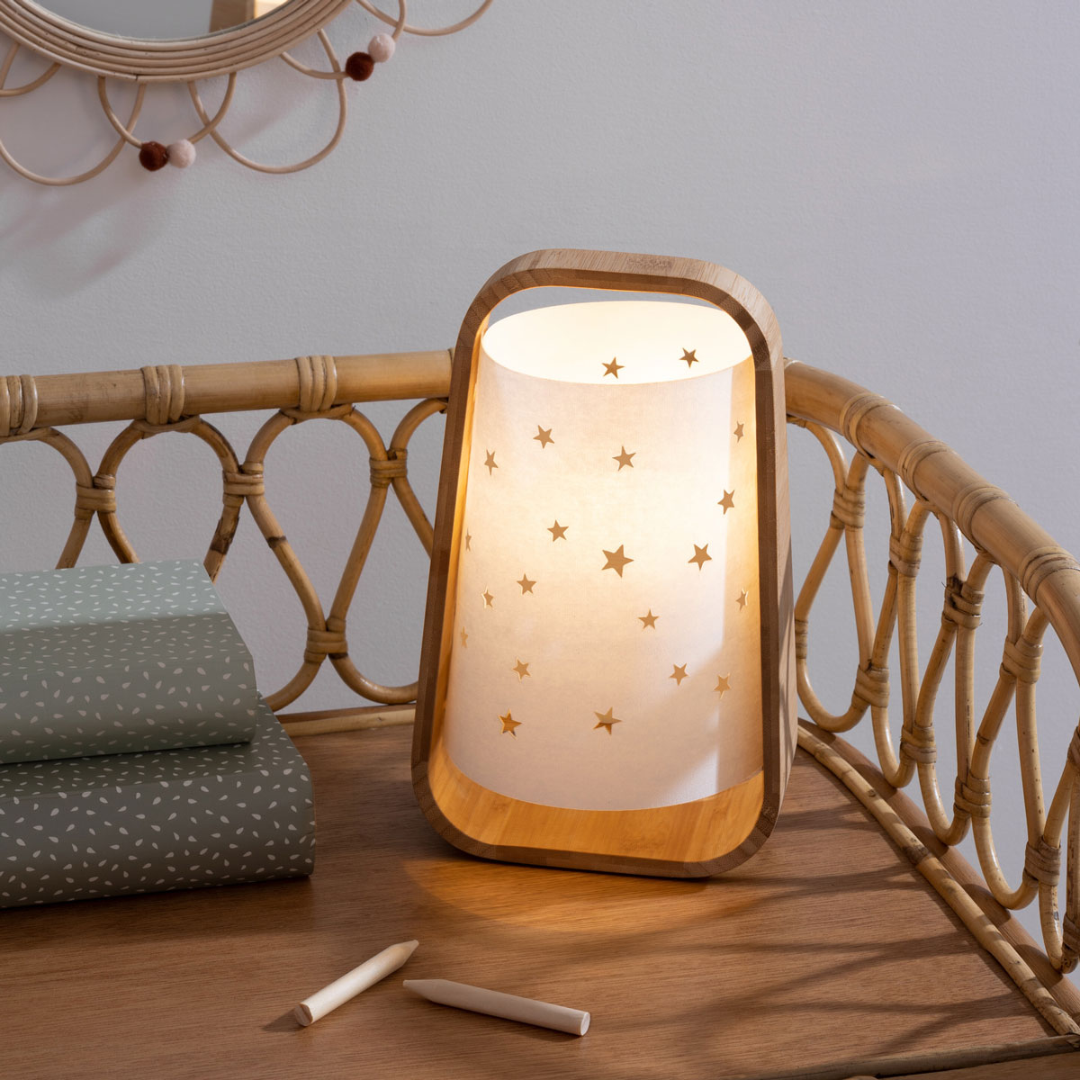 Luz de presença estrelas em bambu