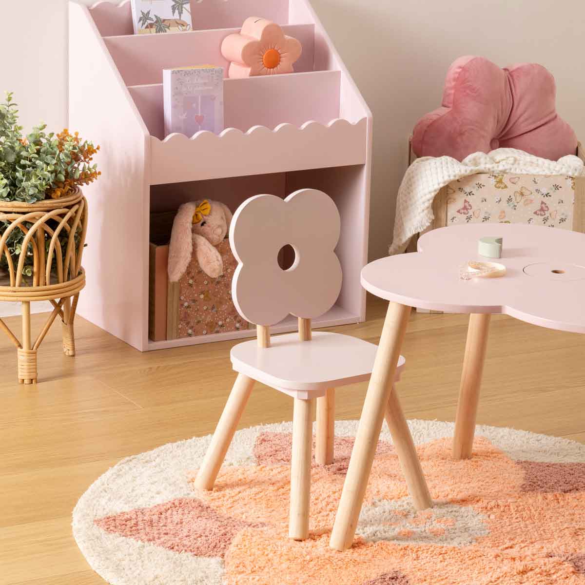 Cadeira em forma de flor FORET ENCHANTEE rosa