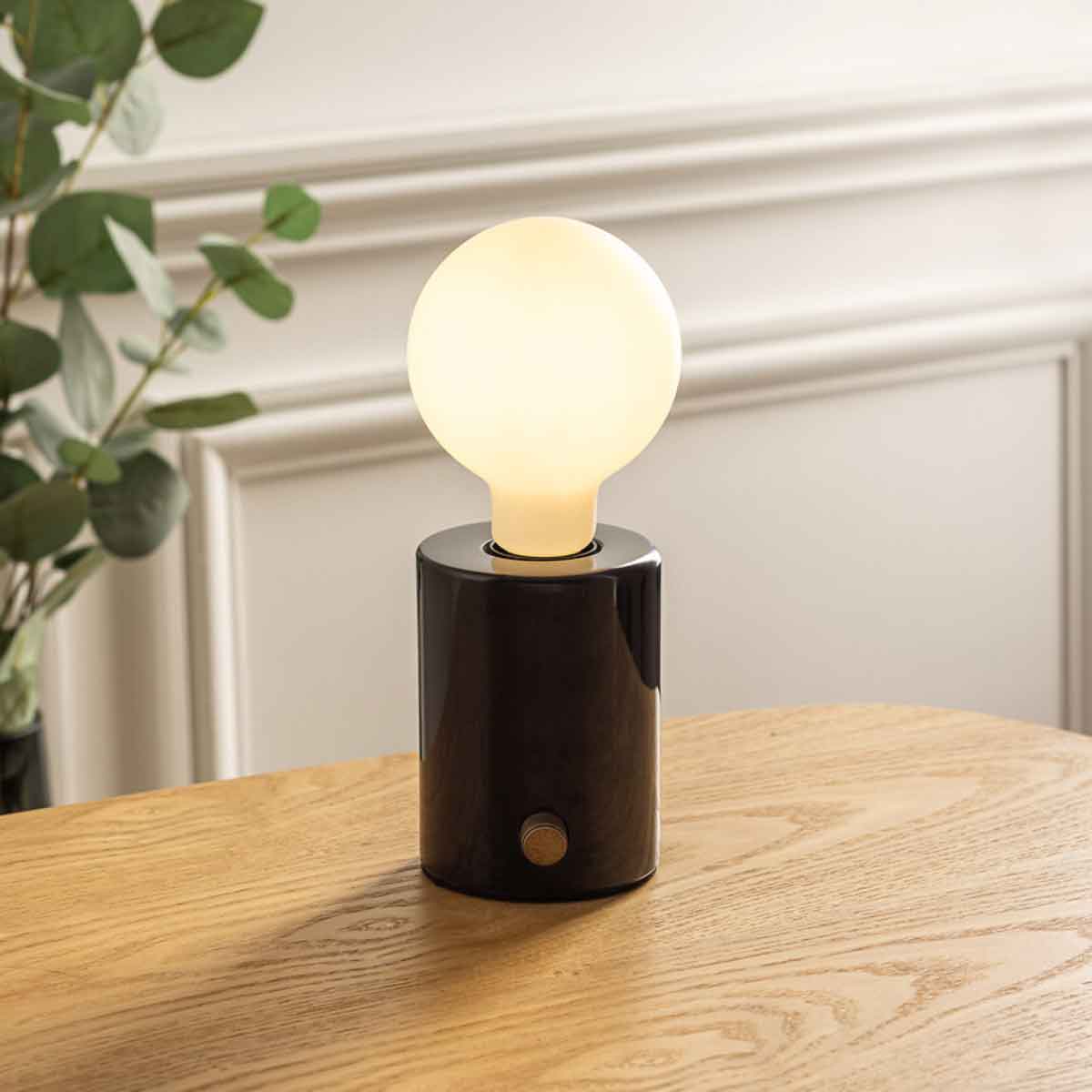 L&acirc;mpada OPALINA branco LED G95