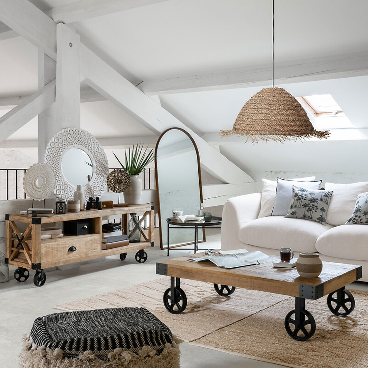 M&oacute;vel para tv com 1 gaveta SILAS bege em madeira mango