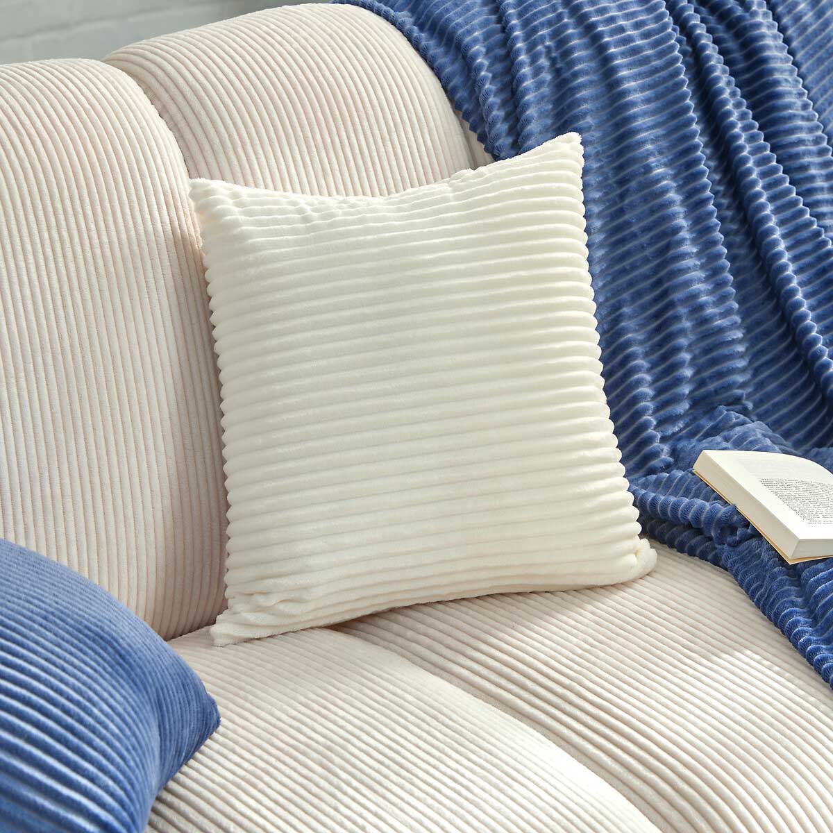 Almofada ARUM riscas marfim 38x38cm