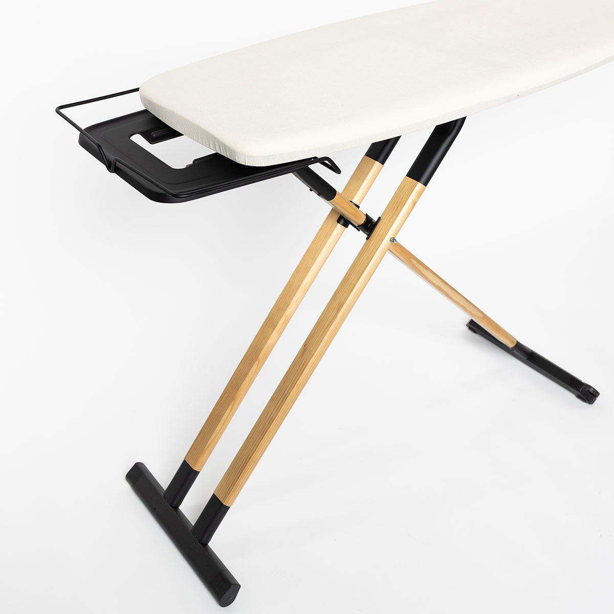 Tábua de engomar MAXI PERFECT preta