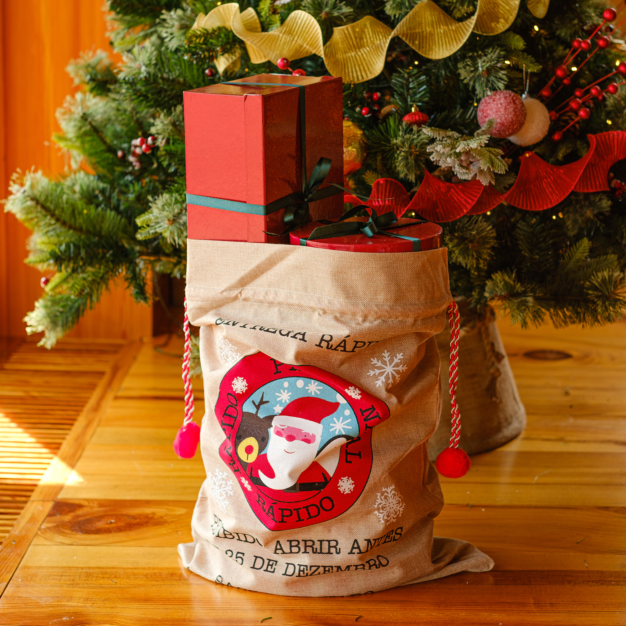 Saco Natalício Em Juta 75x54cm