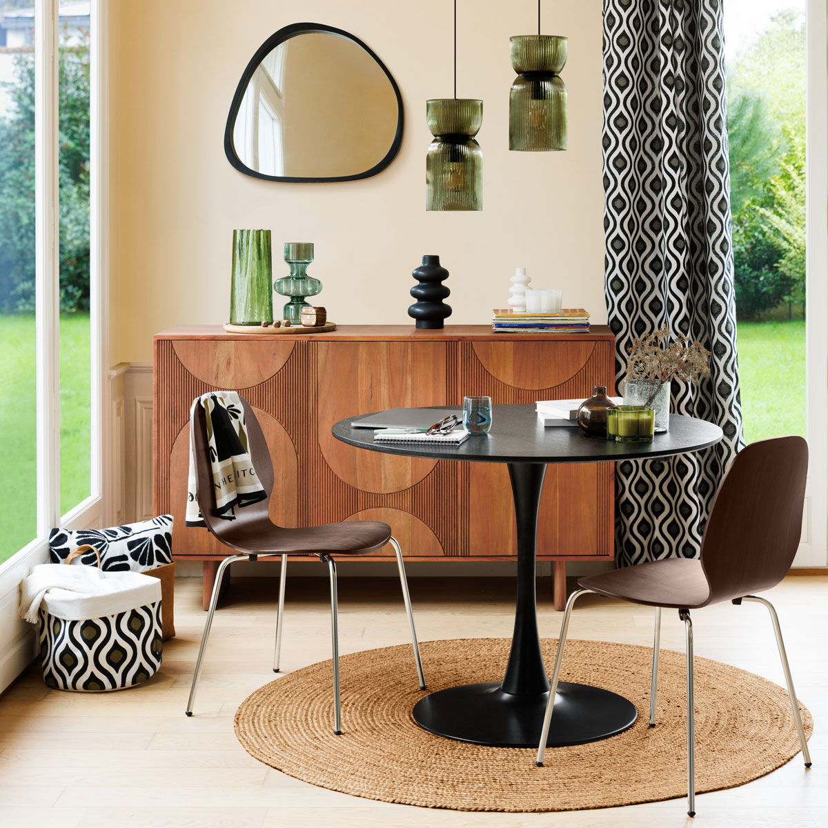 Mesa de jantar ELIAS preta em mdf D102x76cm