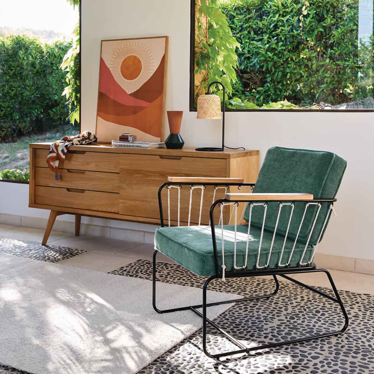 Aparador DIGHA castanho claro em madeira carvalho