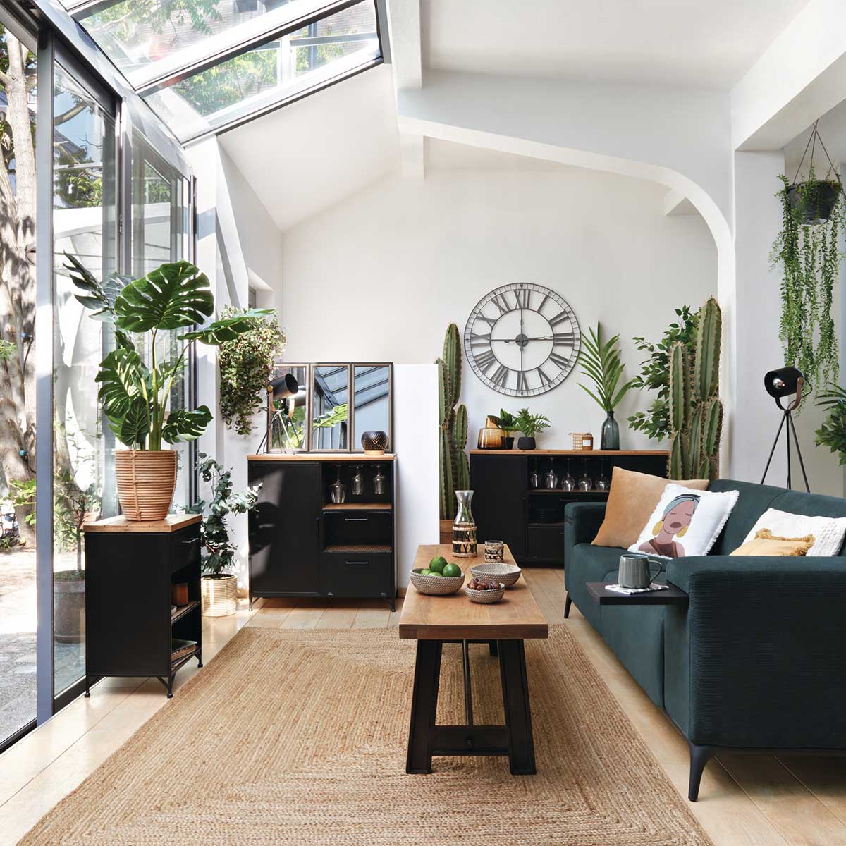 Aparador CIERNA preto 85x42,5x140cm