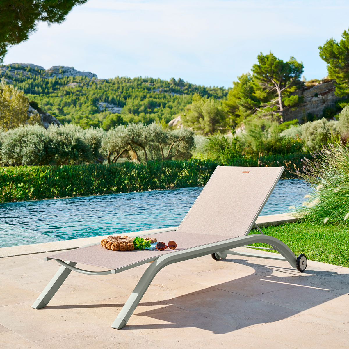 Espregui&ccedil;adeira JIMANI cor Badiane e Laurier