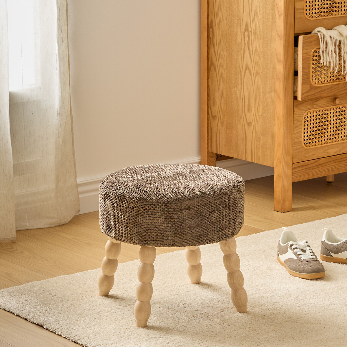 Tamborete SPOLO castanho em chenille 38x38x39cm