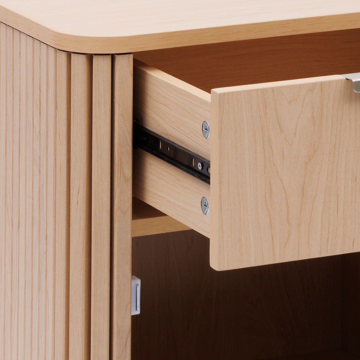 Armário com 1 porta e gaveta LIORA castanho