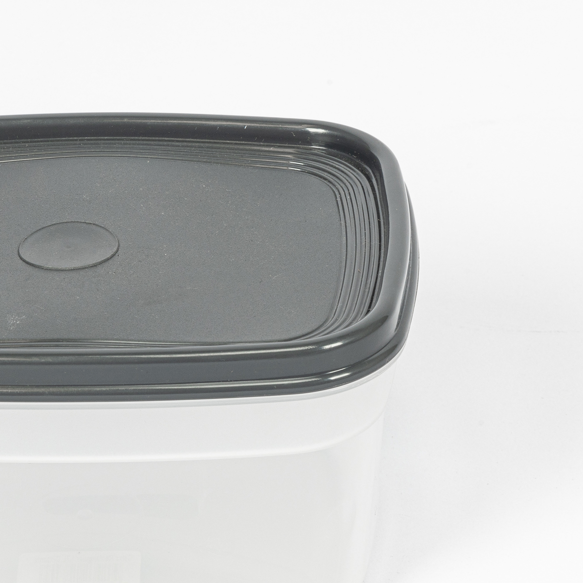 Caixa retangular com tampa cinza 1,7l