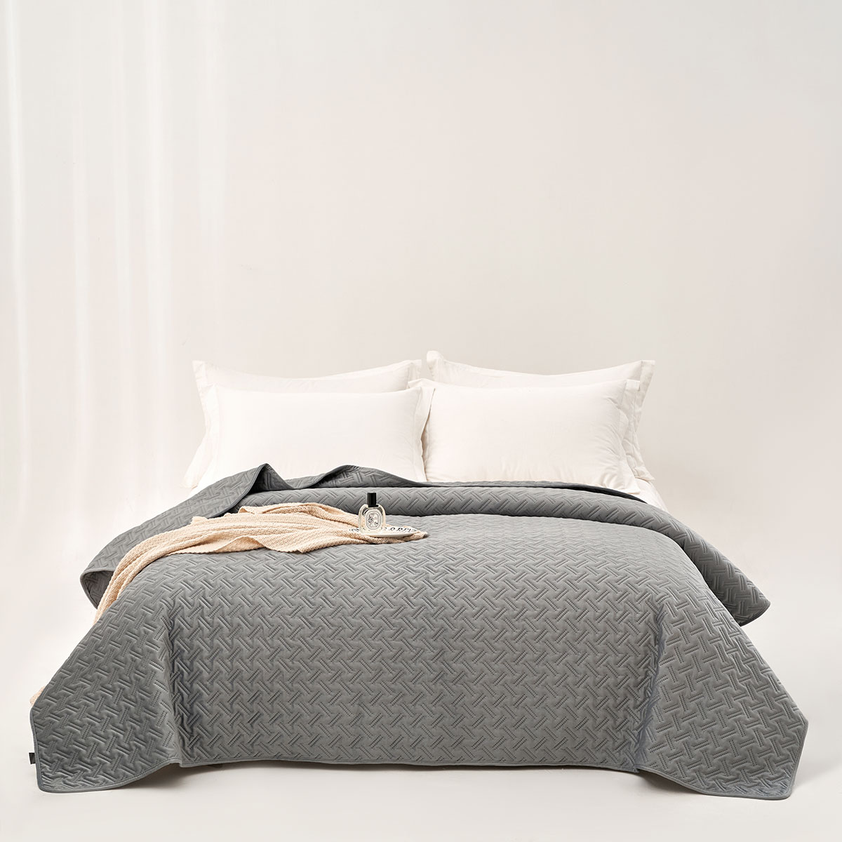 Edredão BISTROL cinza 220x240cm