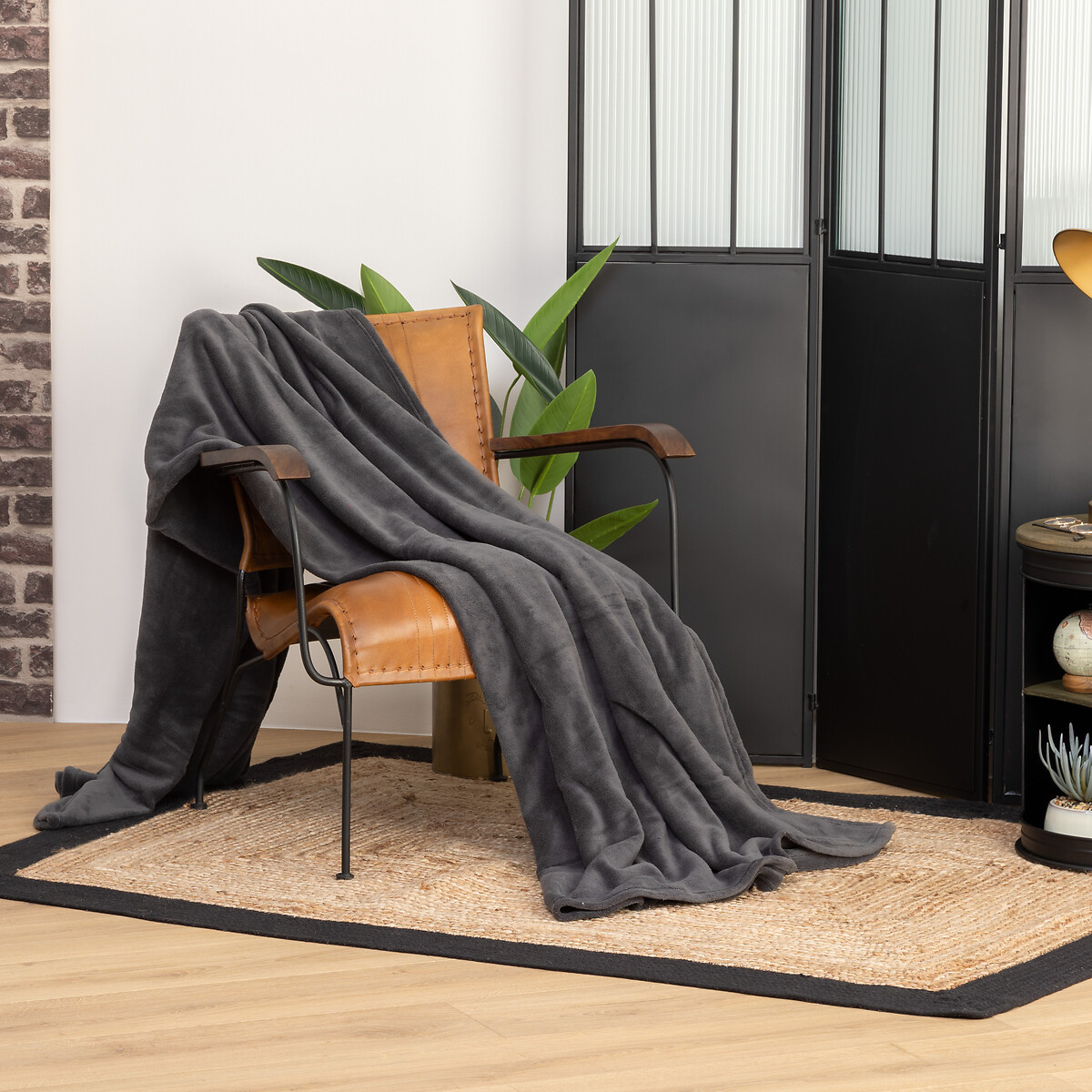 Manta microfibra cinza escuro 180x230cm