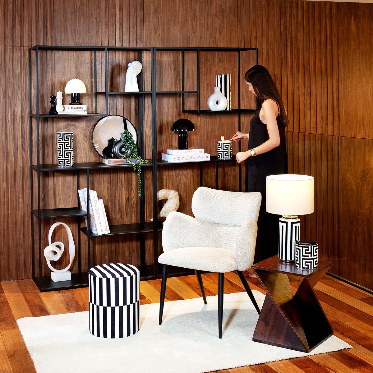 Mesa de apoio RIKAYA em madeira mango