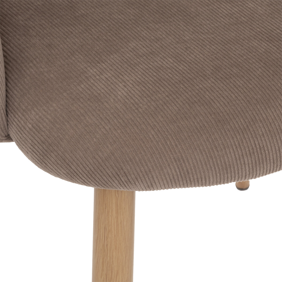 Cadeira em tecido taupe celeste