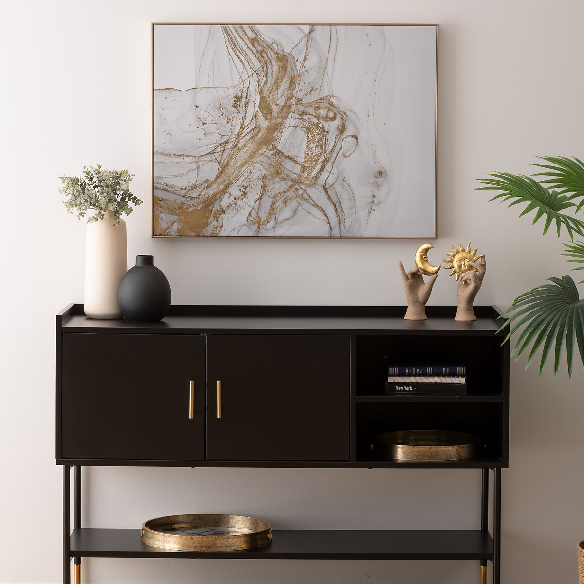 Est&aacute;tua Decorativa M&atilde;o Em Resina 21cm