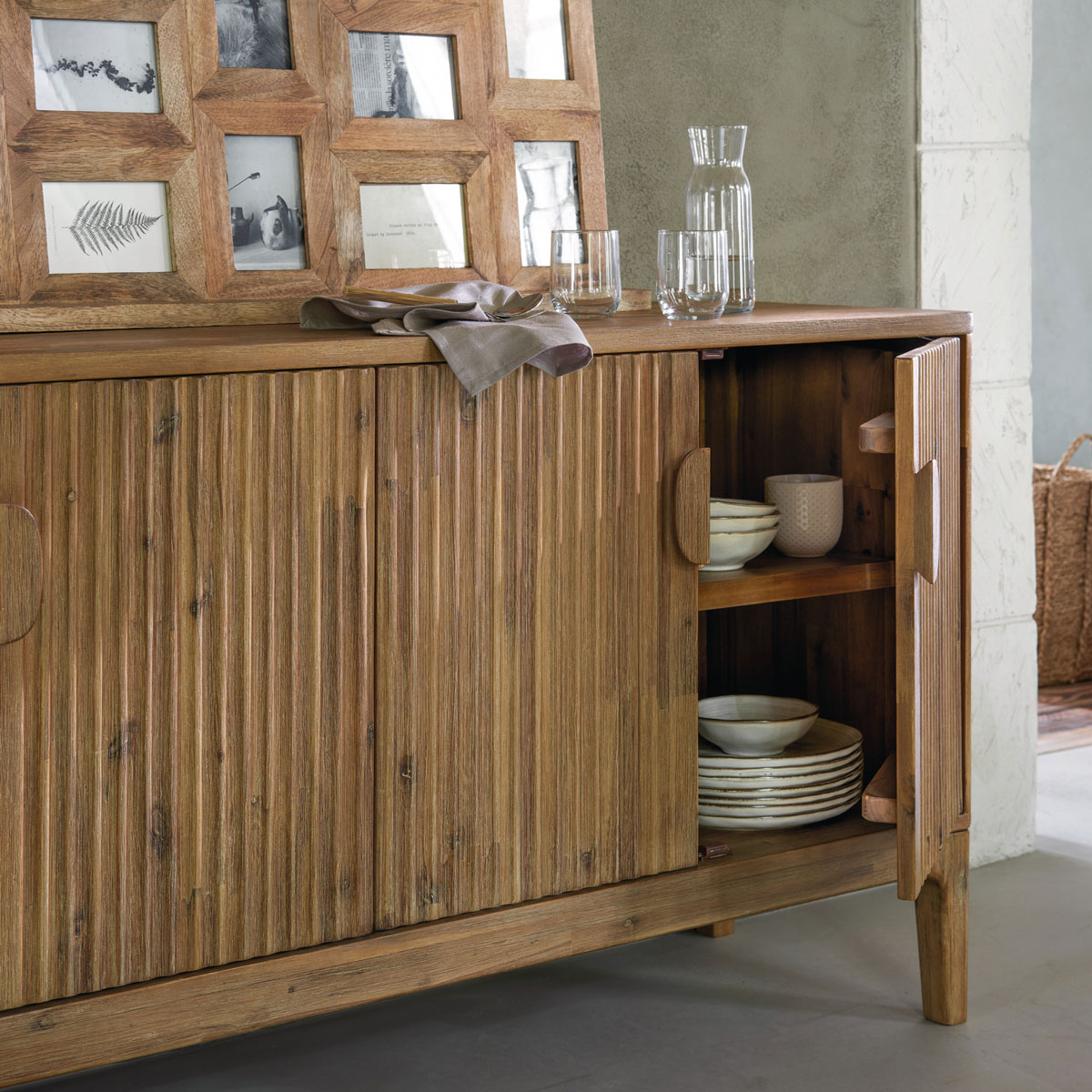 Aparador SABOR castanho em madeira acácia
