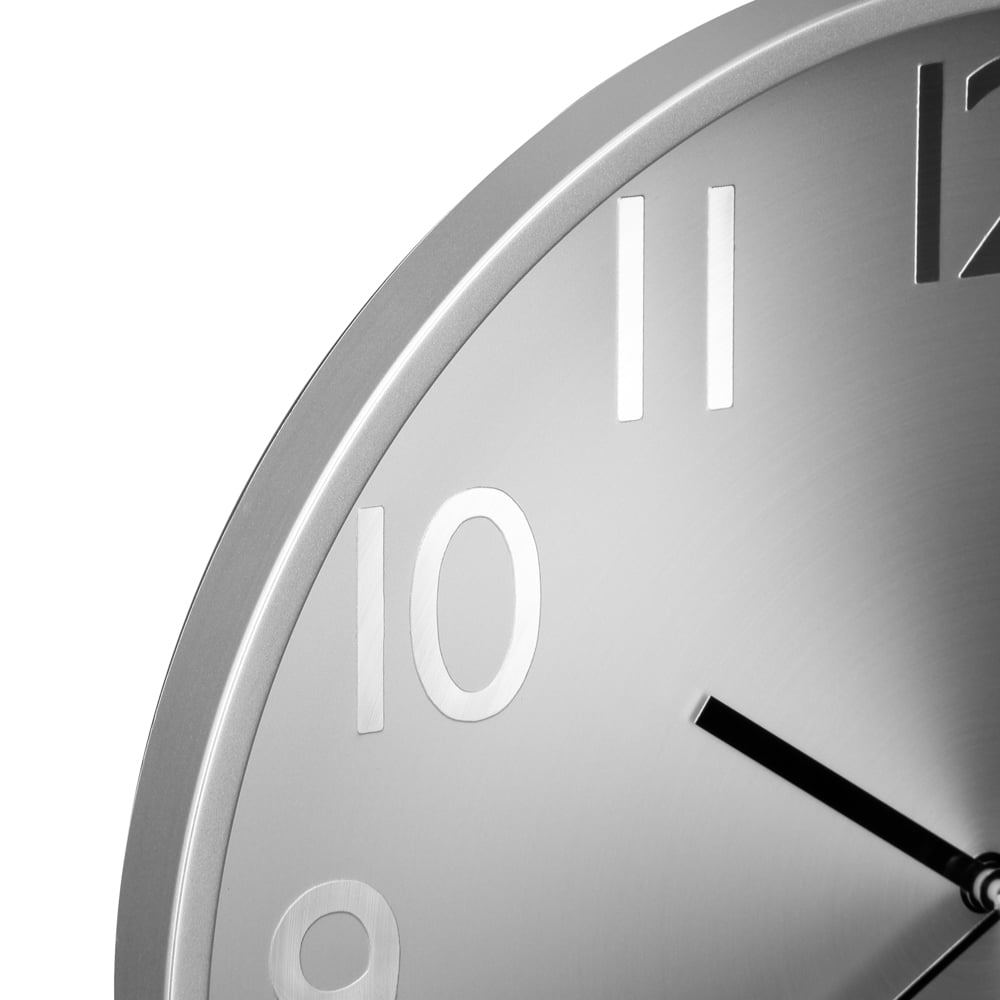 Relógio de parede em plástico efeito metalizado