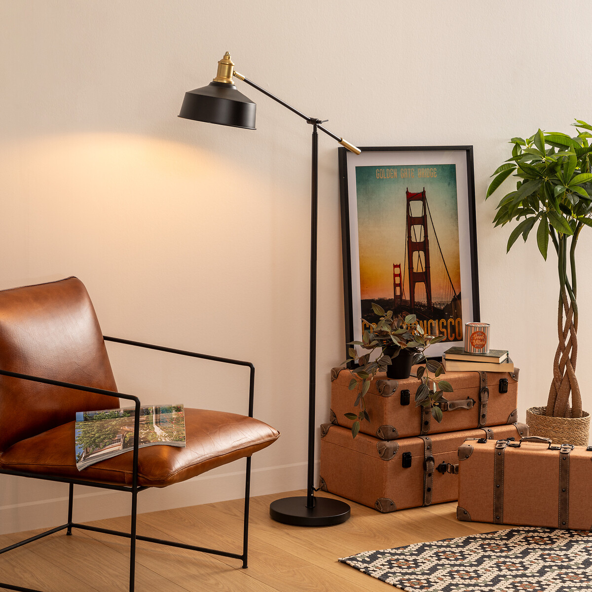 Candeeiro de pé FLOWER preto em aço 155cm