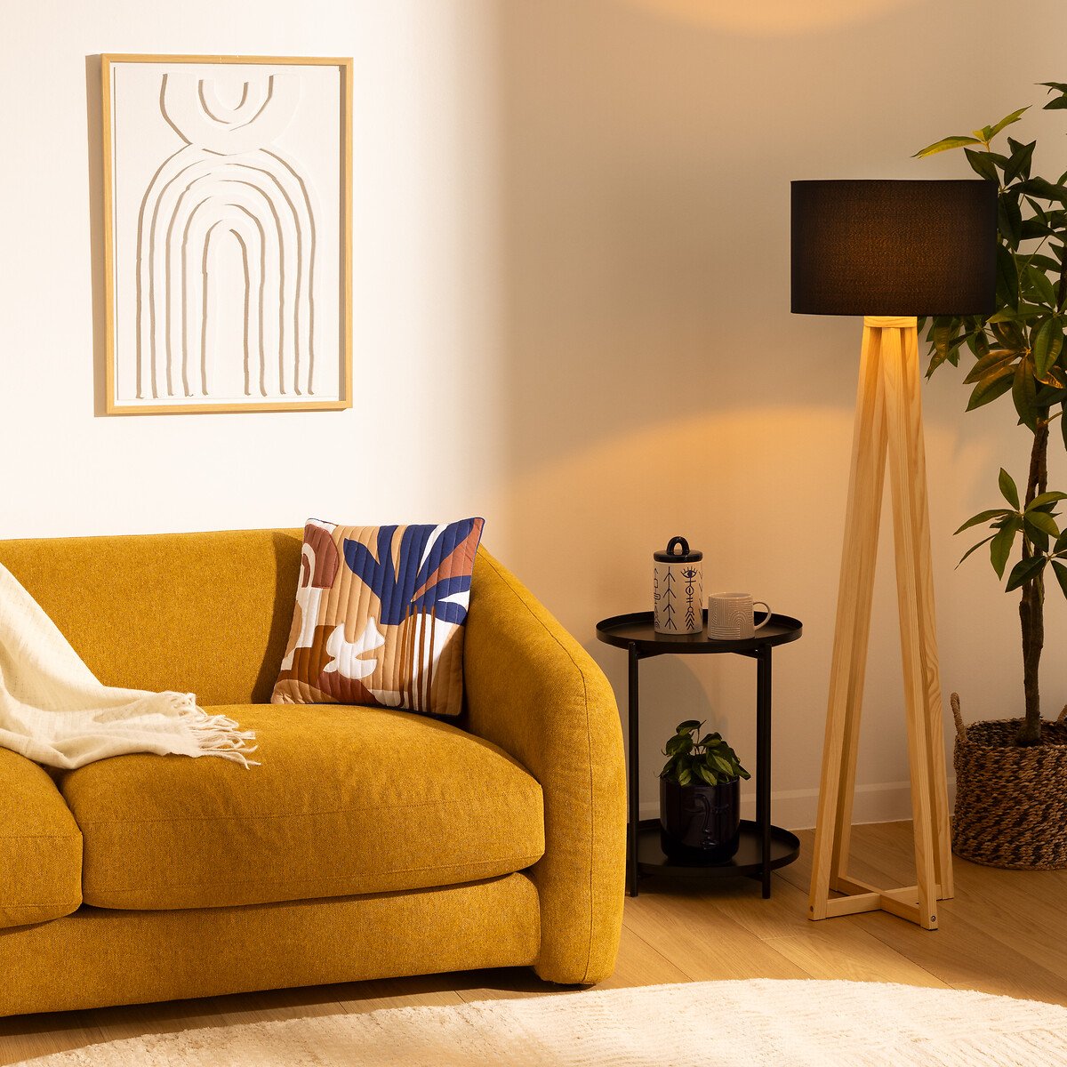 Candeeiro de p&eacute; MOLU em madeira 140cm