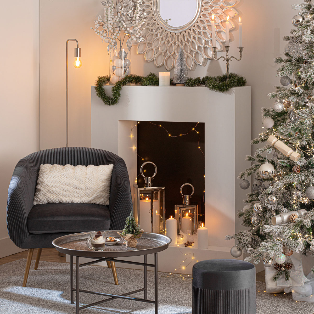 Poltrona SOLARO SLOW TIME cinza em veludo