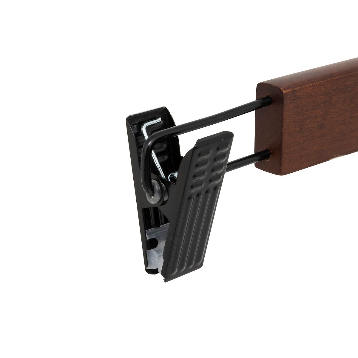 Conjunto de 2 cabides de madeira com pinças