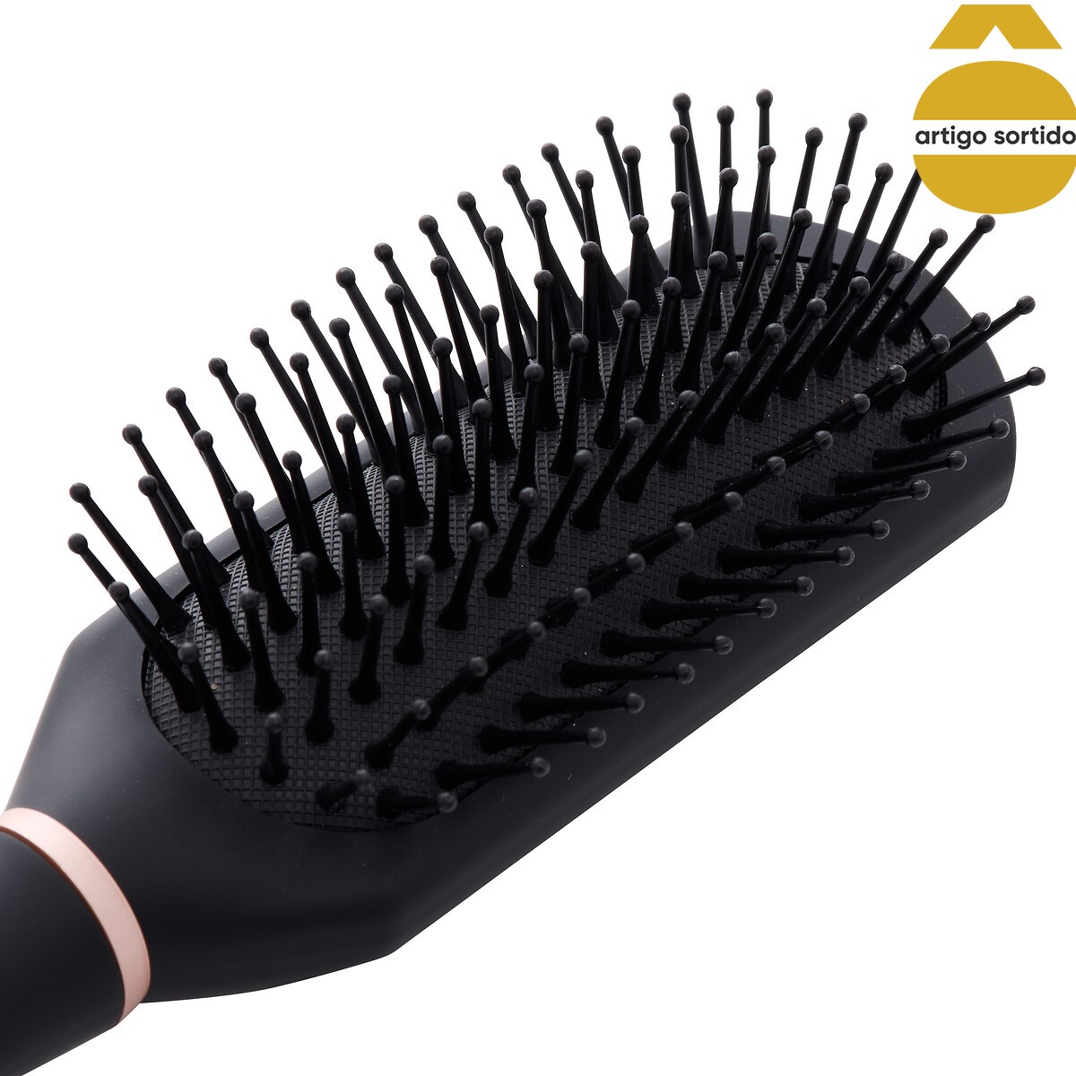 Escova de cabelo em pl&aacute;stico