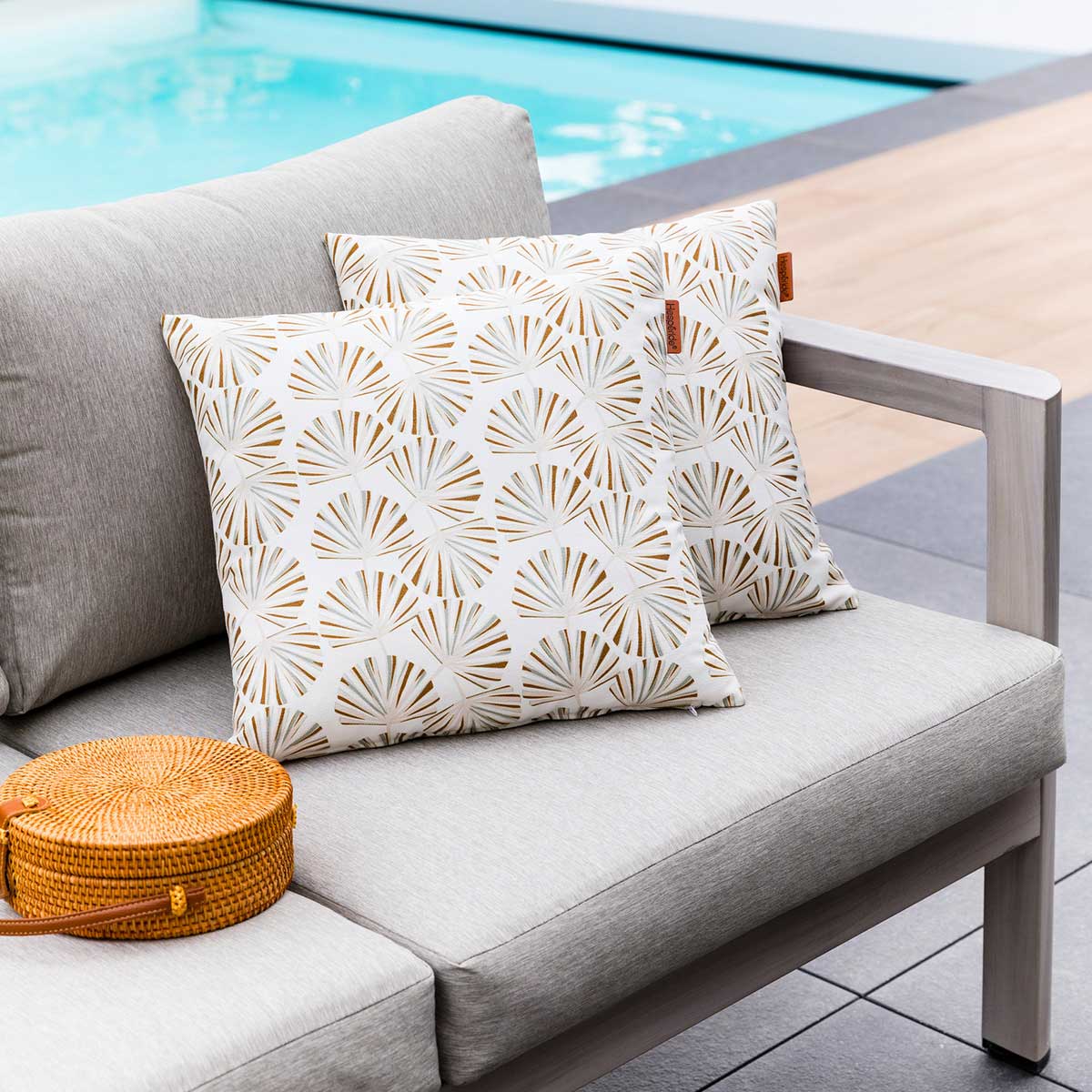 Almofada de exterior FYLIE decorada leques