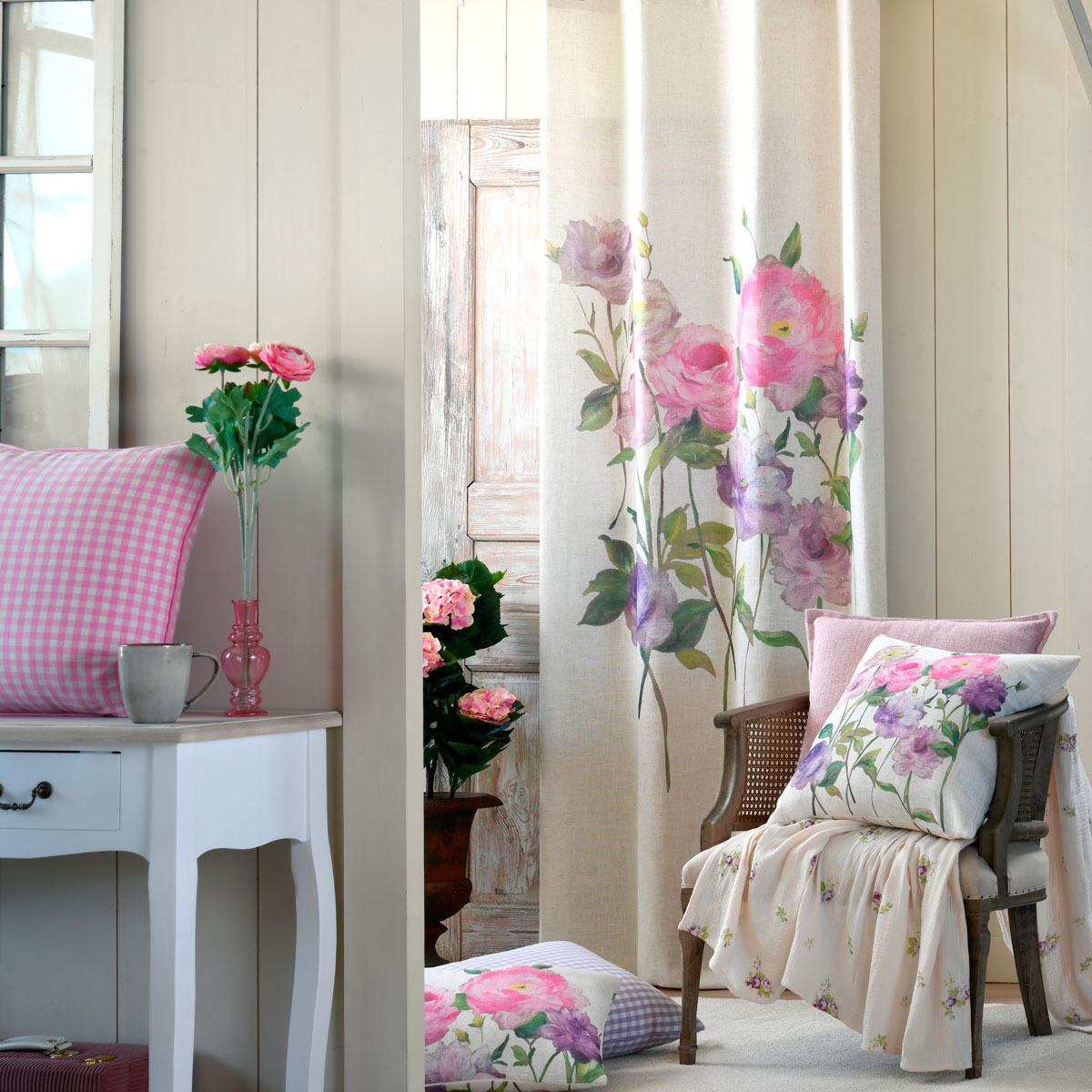 Almofada ROZARIA rosa 45x45cm