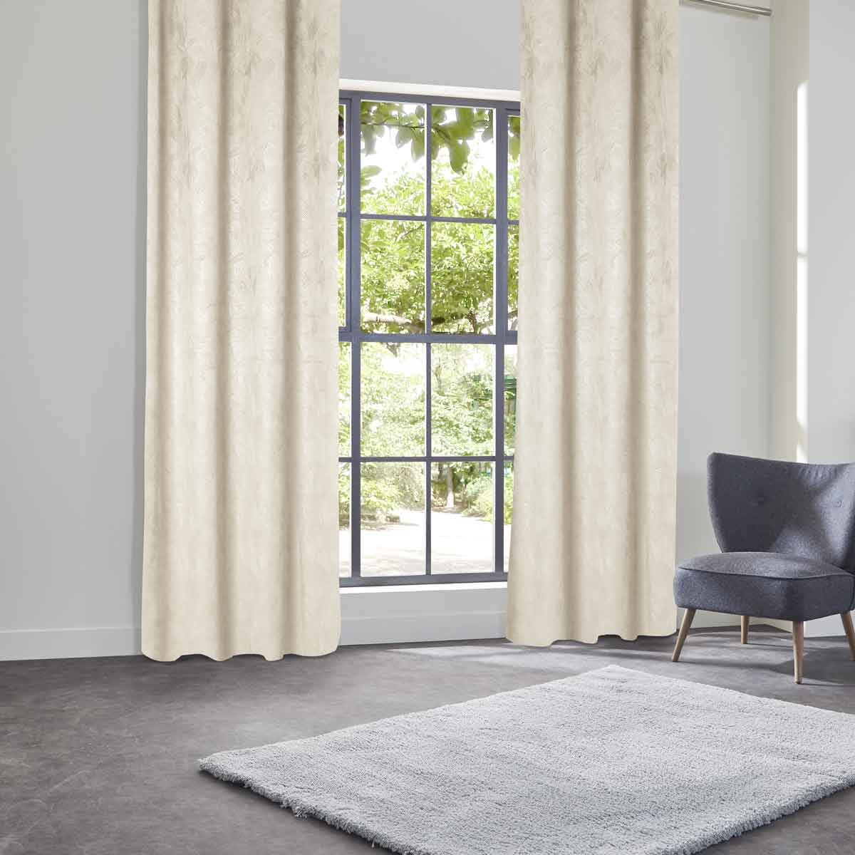 Cortina opaca FUJO veludo bege 135x260cm