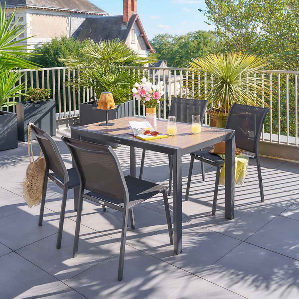 Mesa fixa EVASION em alumínio 4 lugares