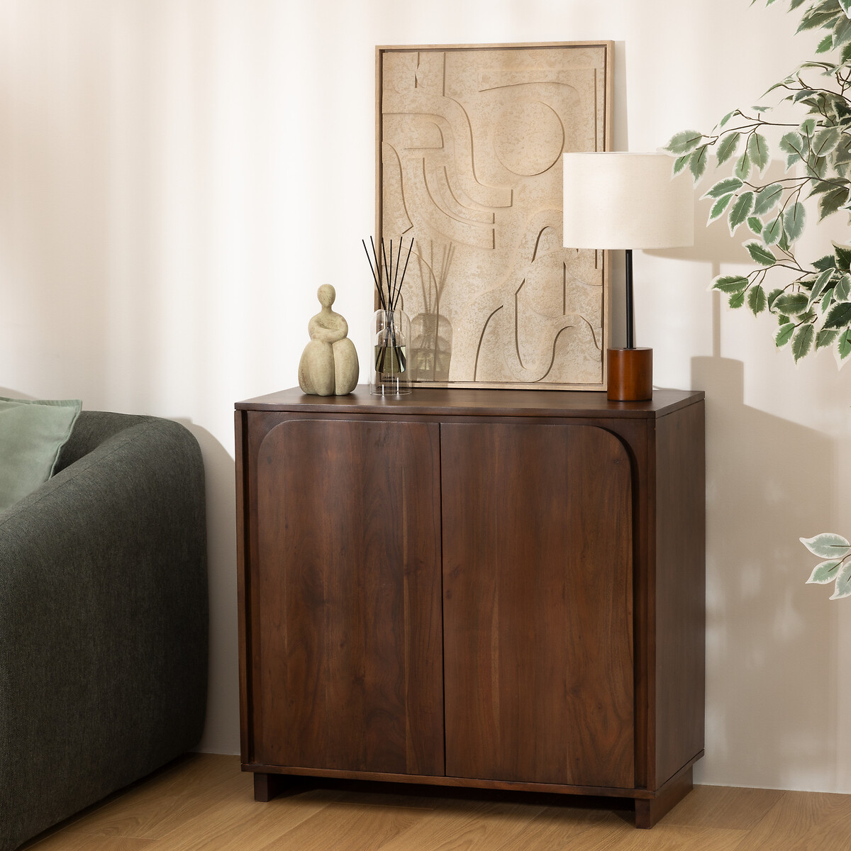 Aparador ISANA em madeira ac&aacute;cia