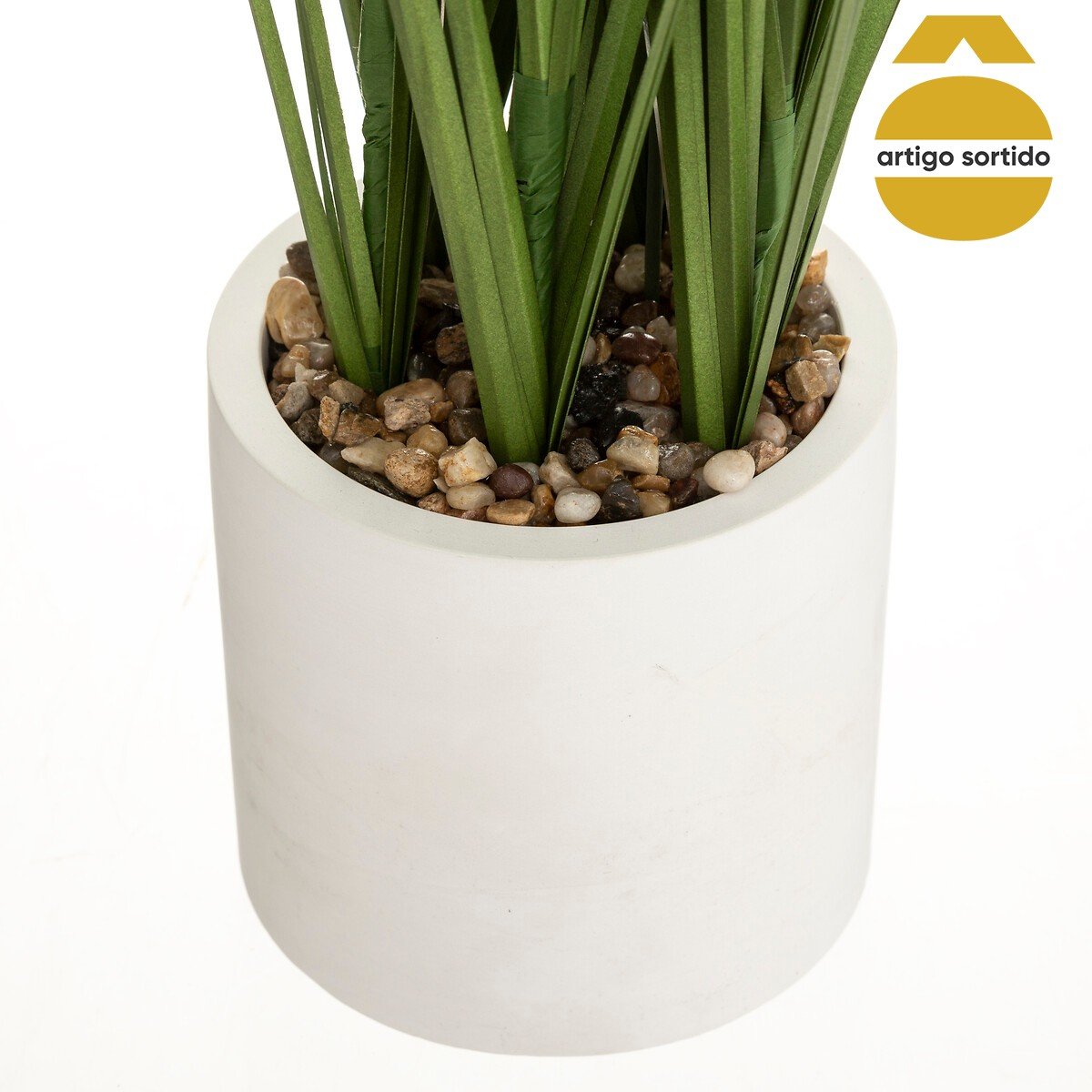 Vaso de cimento com plumas 68cm