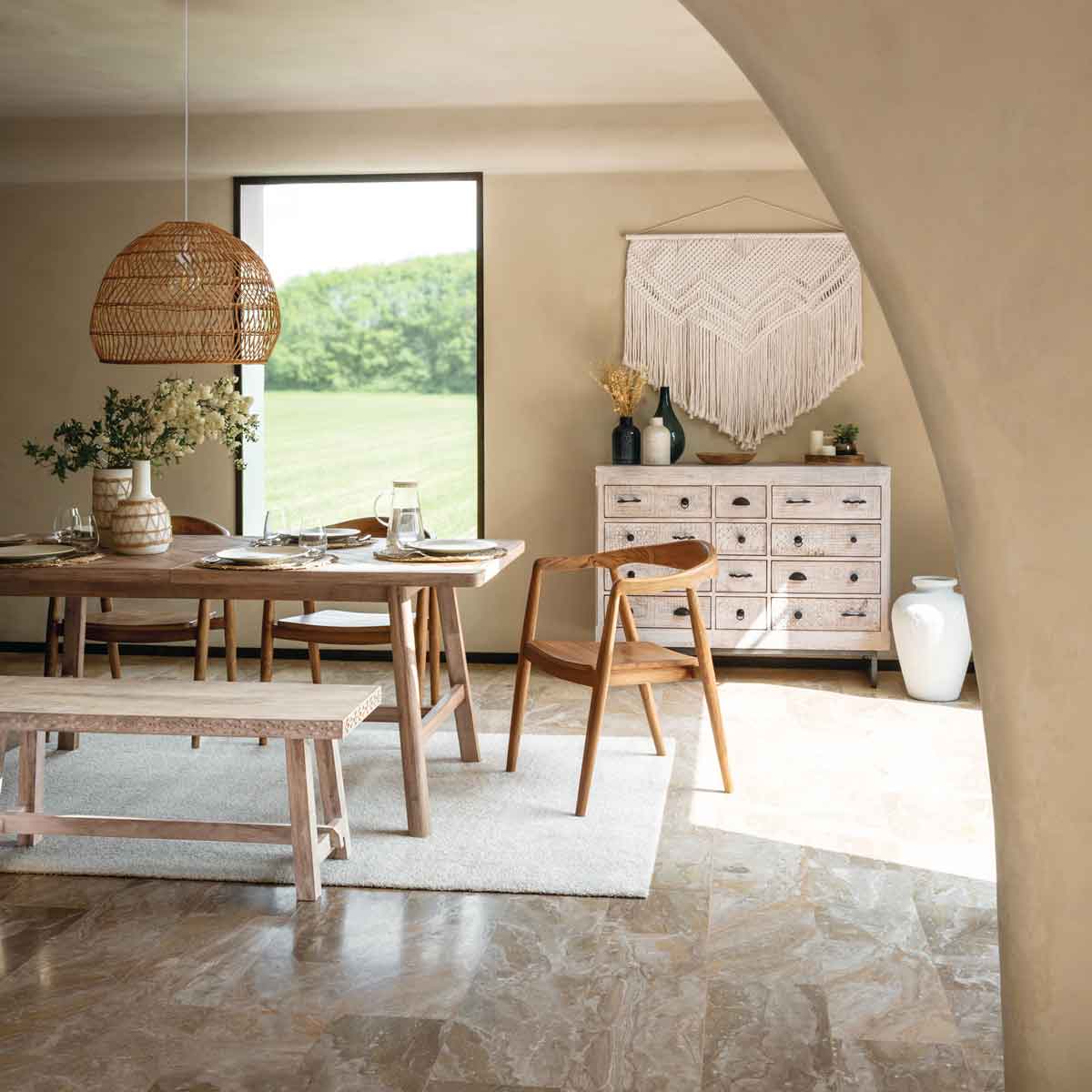 Cadeirão MIKAYO castanho em madeira